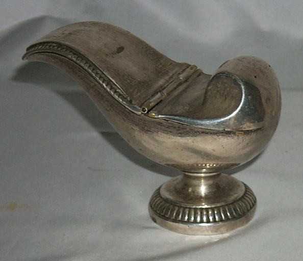 Navette à encens