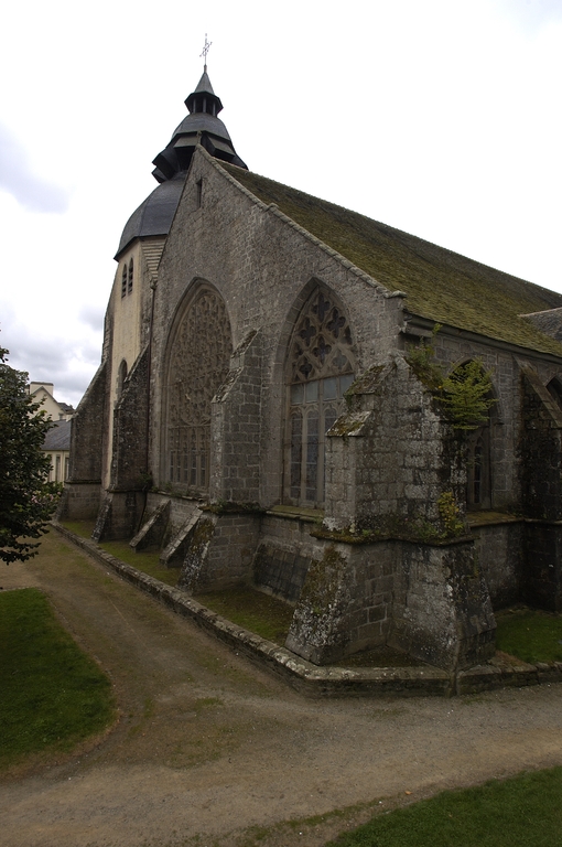 Eglise Notre-Dame-des-Carmes, place des Carmes (Pont-l'Abbé)