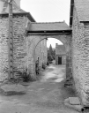 Manoir, route d'Uzel (Merléac)