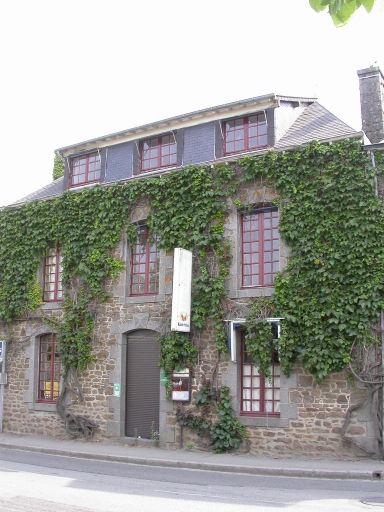 Maison, 5 Rue de la Libération (Plerguer)