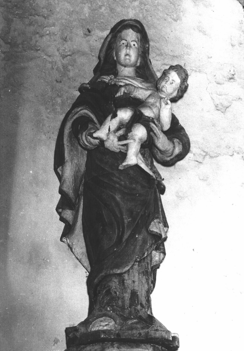 Statue (petite nature, d'applique) : Vierge à l'Enfant, chapelle Saint Pierre (Callac)