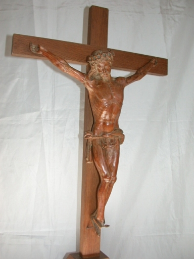 Croix 2 : Christ en croix