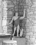Statue (petite nature) : saint Jean-Baptiste, église paroissiale Saint-Pierre (Pleudaniel)