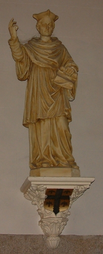 Statues (9)