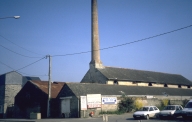 Usine d'engrais René Dorange, actuellement entrepôt commercial, 106 avenue de la Gare (Messac fusionnée en Guipry-Messac en 2016)