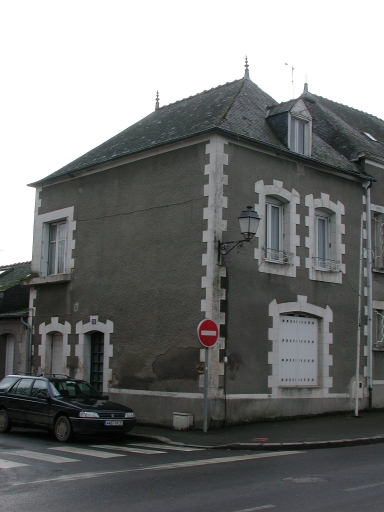Maison, 15 rue des Sports (Combourg)