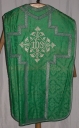 Ornement vert 4 : chasuble, étole, manipule, voile de calice