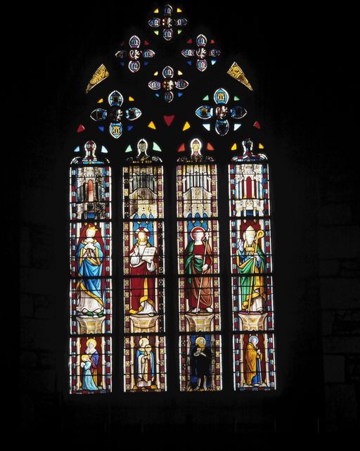 Verrière à personnages de la baie 0, chapelle Saint-Gobrien (Saint-Servant-sur-Oust)