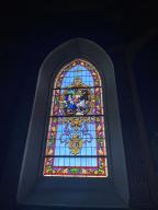 Verrières (7) (verrière à personnages, verrière décorative), église paroissiale Sainte-Croix (La Croix-Helléan)