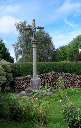 Croix, Ménic (Dinéault)