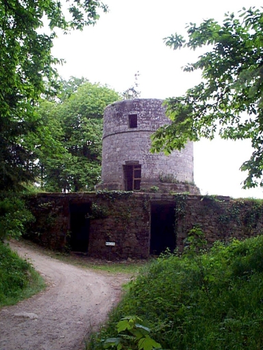 Moulin à vent, les Ormes (Epiniac)