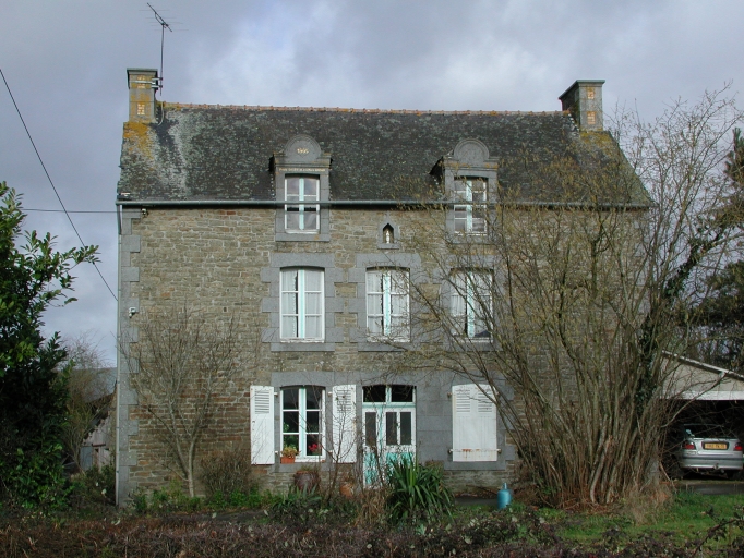 Maison, Malabry (Saint-Pierre-de-Plesguen fusionnée en Mesnil-Roc'h en 2019)