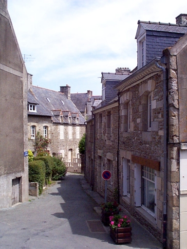 Maisons, Cour d'Enfer (Saint-Briac-sur-Mer)