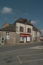 Maison, 15 place du Prieuré (Livré-sur-Changeon)