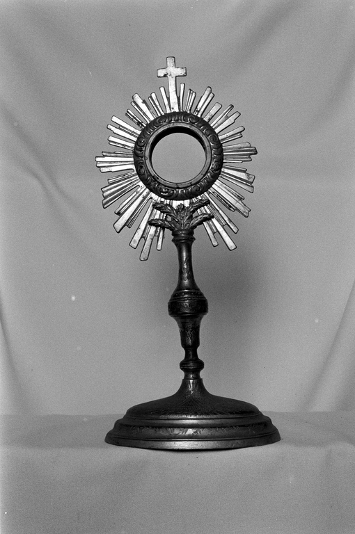 Ostensoir, église paroissiale Saint-Laurent (Maël-Pestivien)