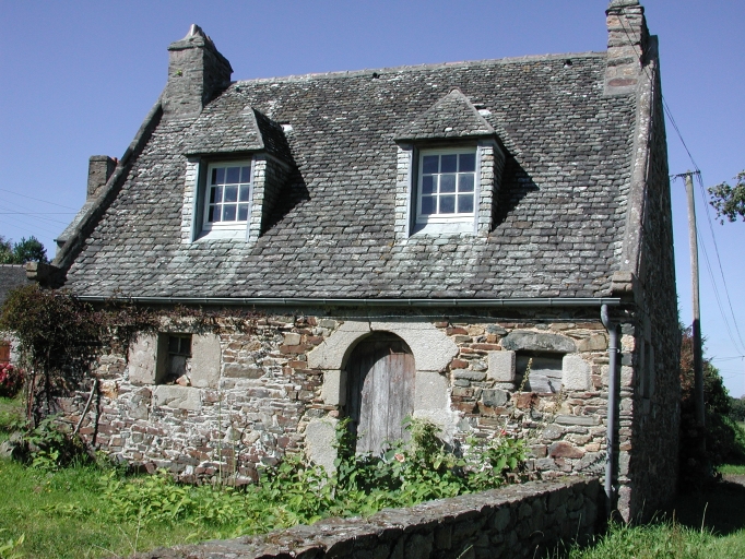 Ancienne ferme, Kerguiniou (Plestin-les-Grèves)