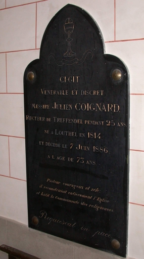 Dalle funéraire de l'abbé Julien Coignard