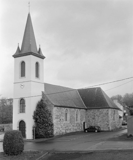 Eglise Paroissiale Saint-Etienne, place de l'église (Saint-Etienne-du-Gué-de-l'Isle)