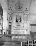 Autel, retable, tabernacle, gradins d'autel (2) (autel tombeau, retable architecturé), église paroissiale Saint-Pierre (Pleudaniel)