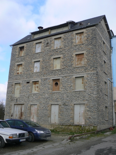 Usine de produits pour l'alimentation animale, Poullibet (Mûr-de-Bretagne fusionnée en Guerlédan en 2017)