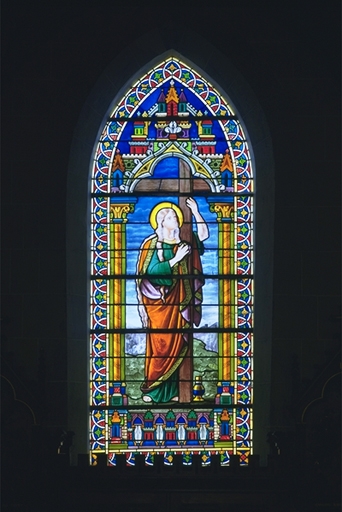 Verrière de la baie 7 (verrière à personnages) : sainte Madeleine