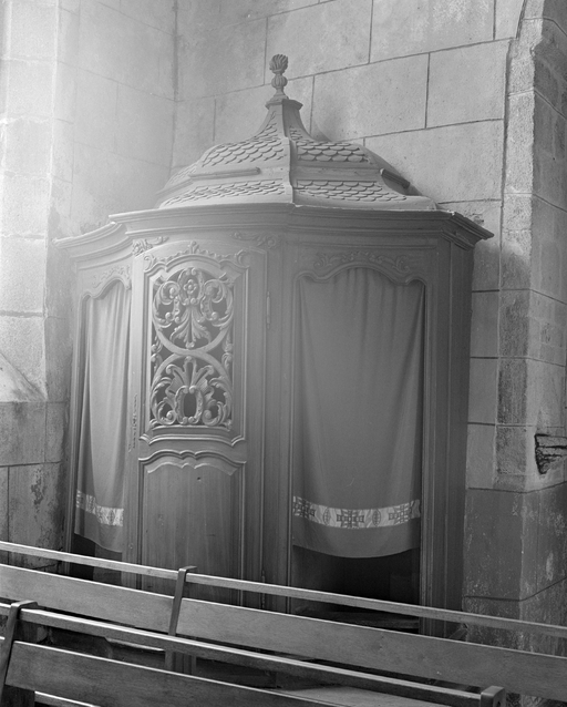 Confessionnal, église paroissiale Saint-Vinoc (Plouhinec-29)
