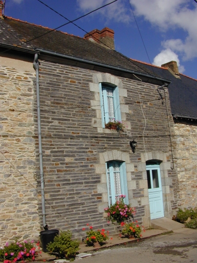 Maison, Beaucel (Saint-Ganton)