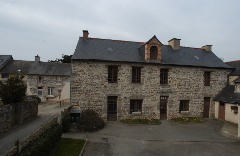 Ferme, 2 rue de la Mairie (Saint-Médard-sur-Ille)