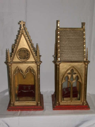 Deux reliquaires