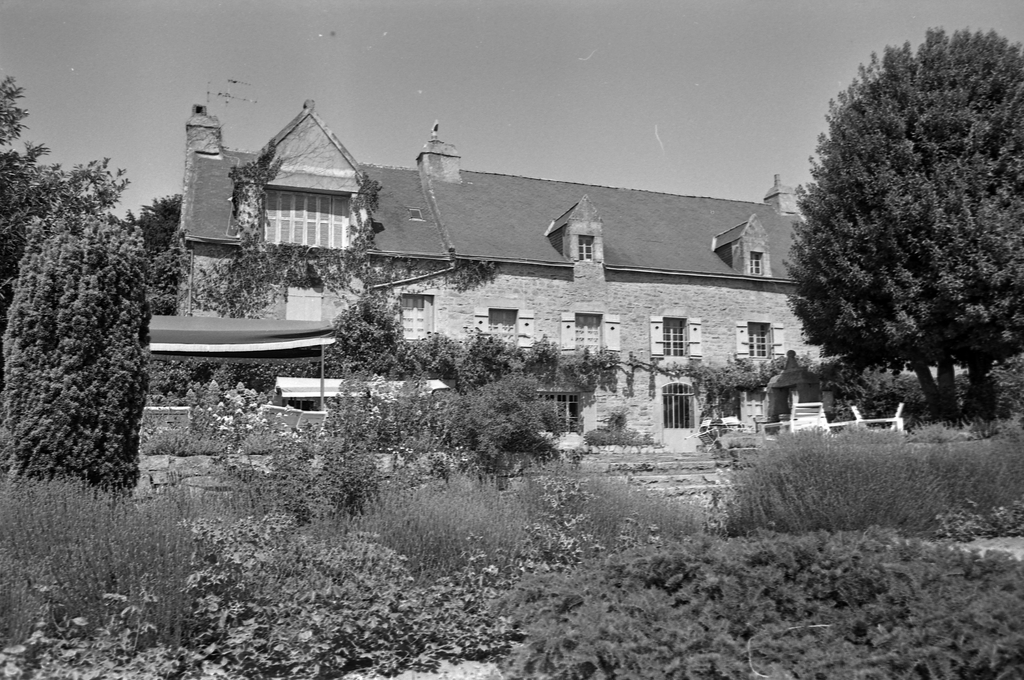 Maison de marins, rue de la Mairie, Kergantélec (Île-aux-Moines)
