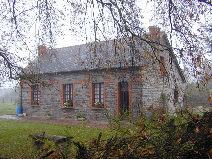 Maison 2, Badolier (Pipriac)