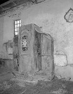 Confessionnal, chapelle Sainte-Catherine (Lizio)