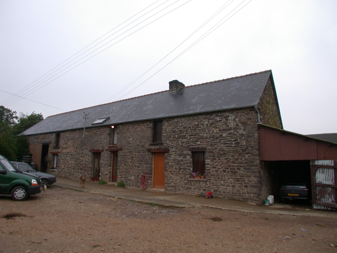 1ère ferme, le Bas Peray (Iffendic)
