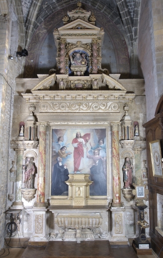 Ensemble de l'autel de Toussaints, actuellement du Sacré Coeur : autel, tabernacle, retable, gradin d'autel, 2 degrés d'autel