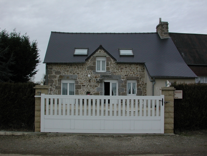 Ferme, rue des Tisserands (Lourmais)