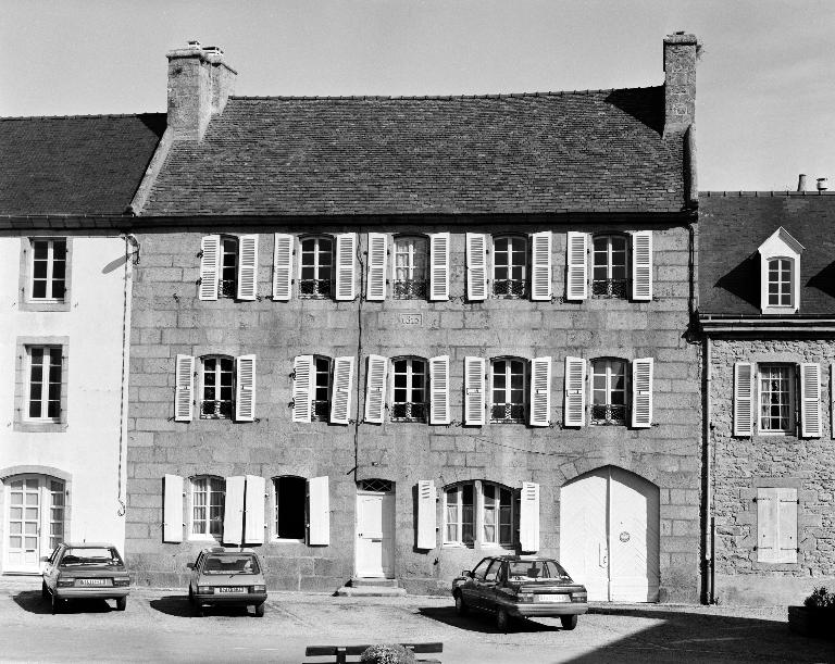 Maison, 12 place du Général de Gaulle (Plouescat)