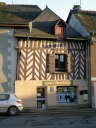 Maison, 18 place de l'Eglise (Melesse)
