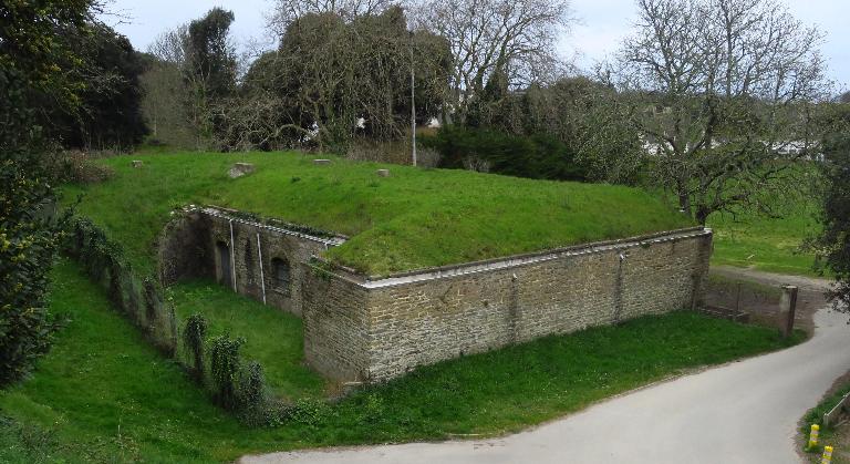 Réduit C, enceinte urbaine (Le Palais)