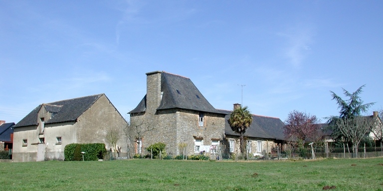 1ère ferme actuellement maison, rue de Teillac (Nouvoitou)