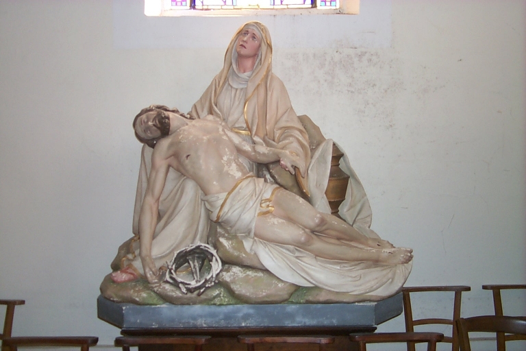 Statue : Pietà
