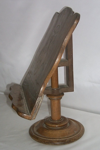 Pupitre d'autel