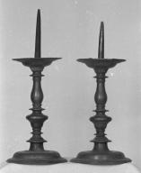 Chandelier (2, 1), église paroissiale Sainte-Madeleine (Dinéault)