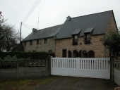 Ferme, actuellement maisons, le Champ Pinot (Dingé)