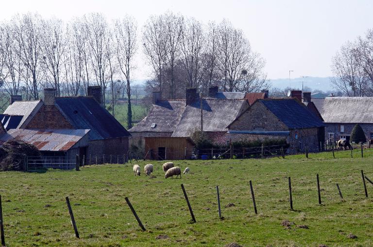 Le village de la Gardais (Saint-Ouen-la-Rouërie fusionnée en Val-Couesnon en 2019)