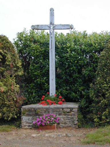 Croix de chemin, la Petite Haie de Puron (Brielles)