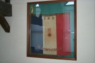 Drapeau et hampe de procession