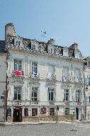 Immeuble, 5 place Gambetta (Vannes)