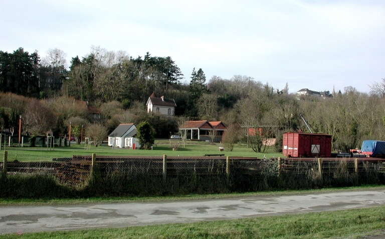 Ancienne société des Tuileries et Briqueteries de Saint-Ilan, dite actuellement "La Briqueterie, Mémoire vivante de la baie de Saint-Brieuc", 1, 3, 3 bis, 5, 5 bis, 7 rue de Bout de Ville (Langueux)