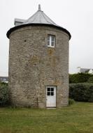 Moulin à vent, rue du Moulin (Plozévet)