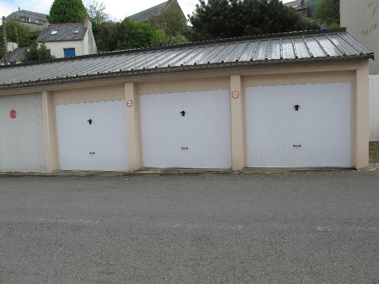 Rue Lacoste (Châteaulin) ; venelle Kerstrat (Châteaulin)